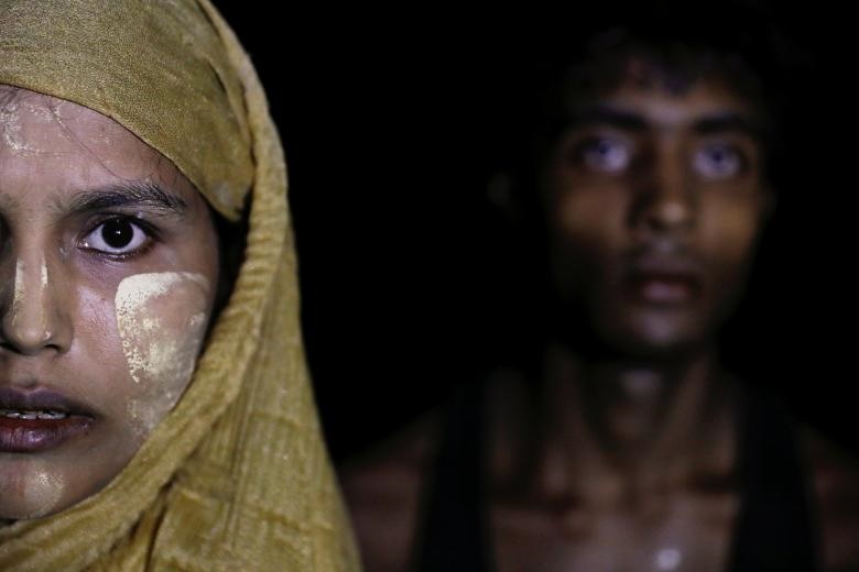 تصاویر تلخ از فرار مردم روهینگیا در دل تاریکی